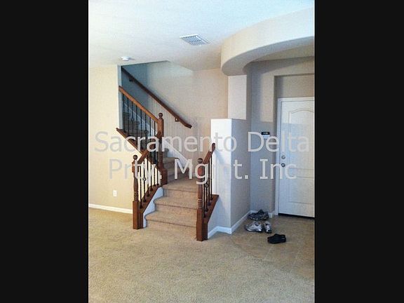 4th image of 3469 Delta Queen Ave