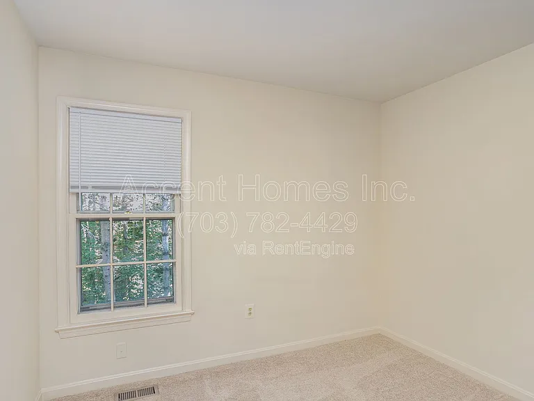 7461 Ridge Oak Ct — Photo 25