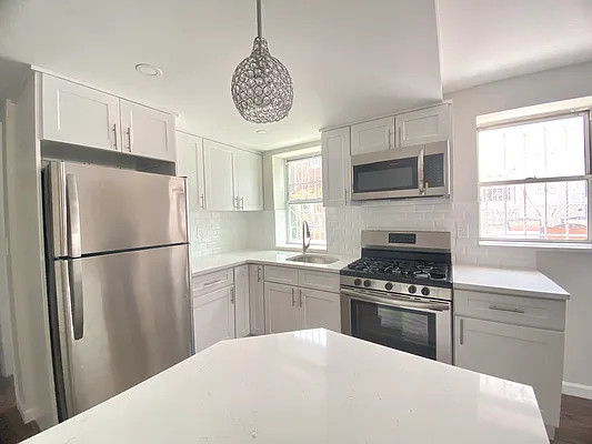 Rented by Rentiko Inc | media 18