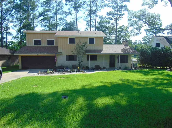 303 Cypress Bend Dr, Village Mills, TX 77663