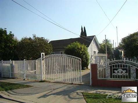 1st image of 3856 W 109th St