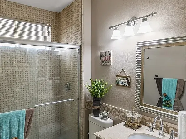 26266 Beecher Ln, Stevenson Ranch, CA 91381