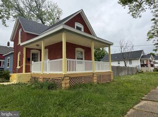 221 S 4th St, Vineland, NJ 08360