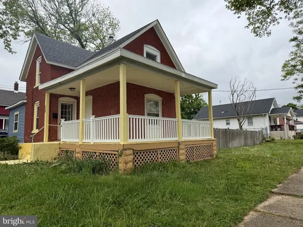 221 S 4th St, Vineland, NJ 08360
