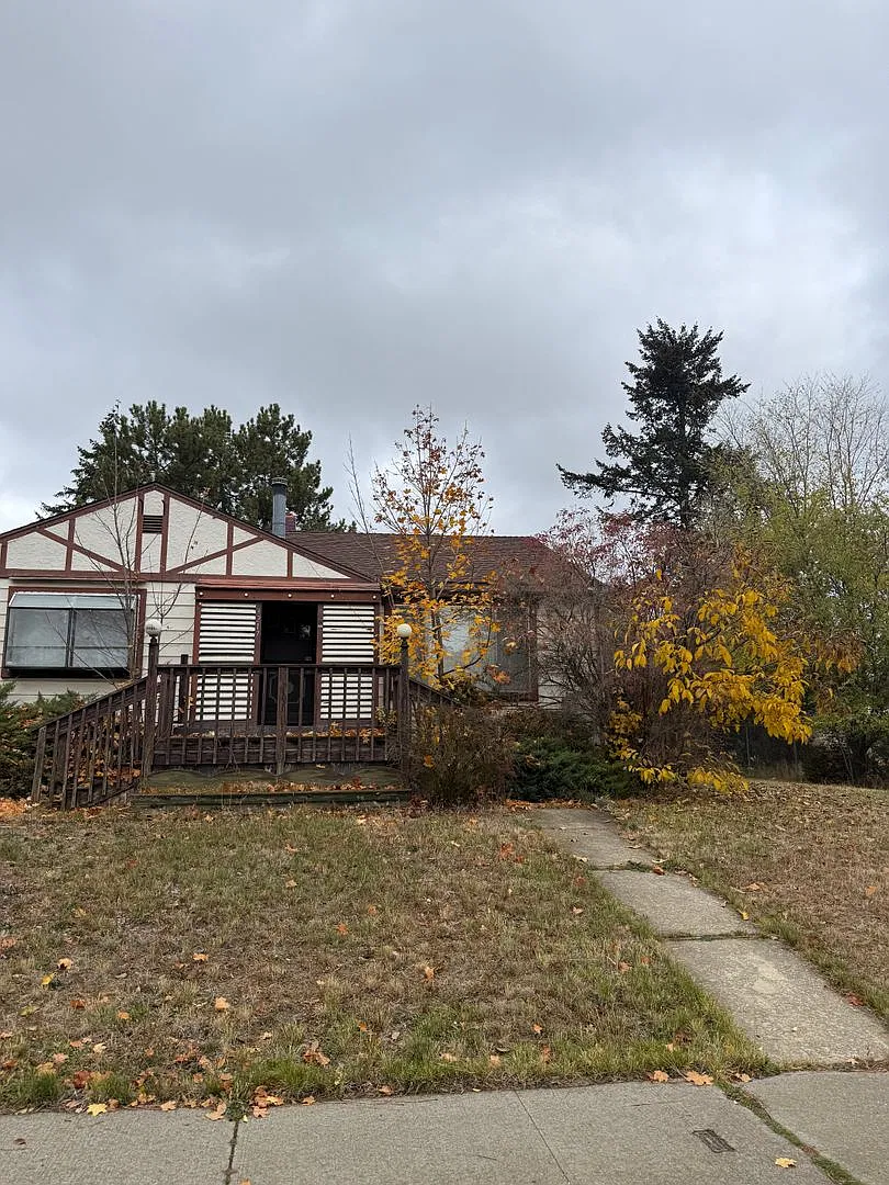**Coming Soon Early November** South Hill Living at 3217 E 35th Ave — Photo 1