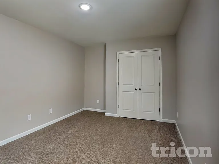 138 Spring Knoll Dr — Photo 12