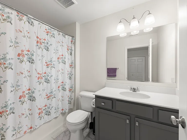 4200 Calder Ln — Photo 20