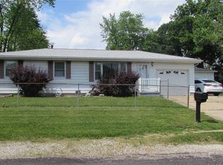 2117 W Otley Rd, Peoria, IL 61604