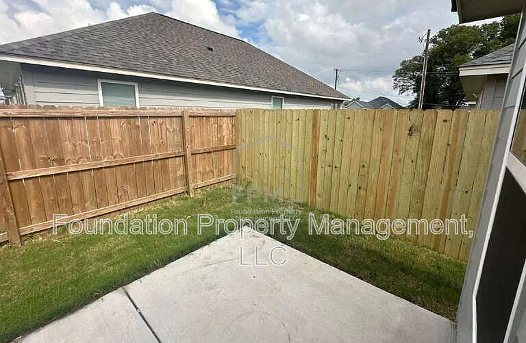 311 Westree St — Photo 24