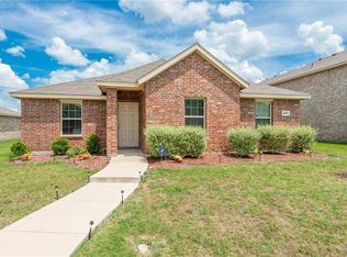 1608 Ambercrest Dr, Lancaster, TX 75146