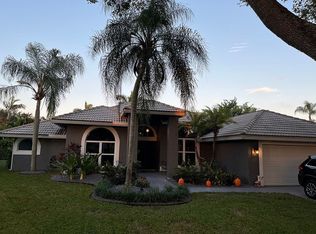 5251 NW 90th Ter, Coral Springs, FL 33067