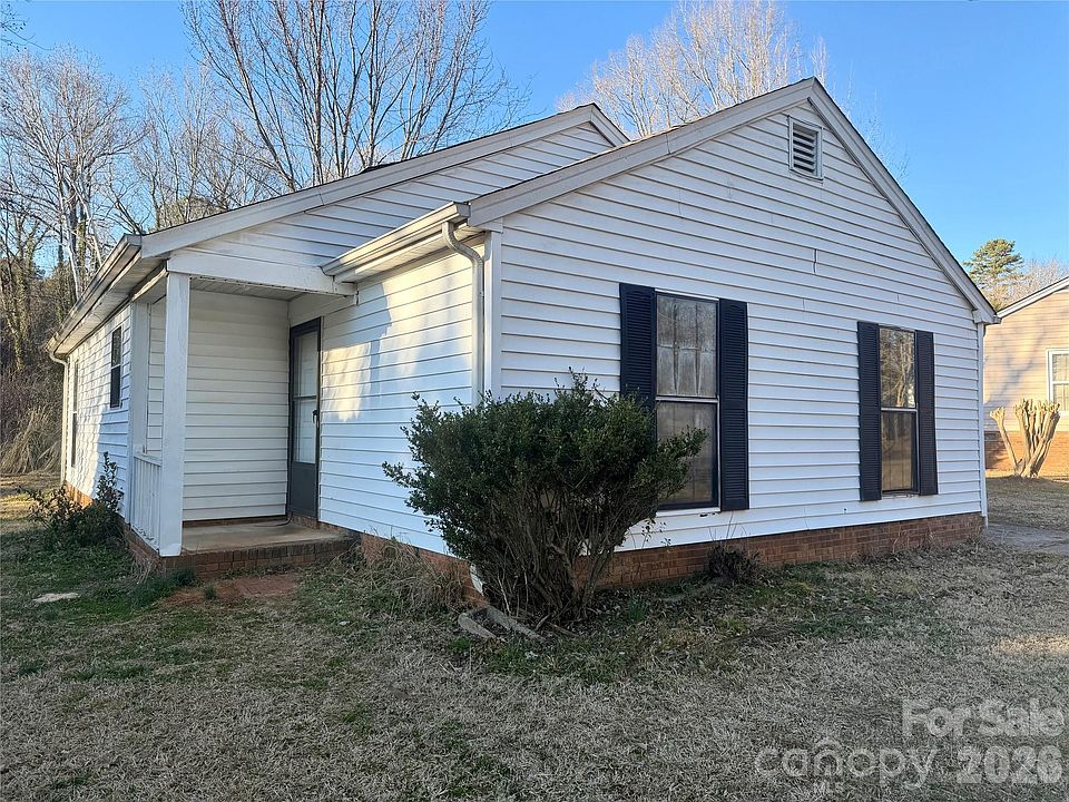 2nd image of 7037 Ravenglass Ln