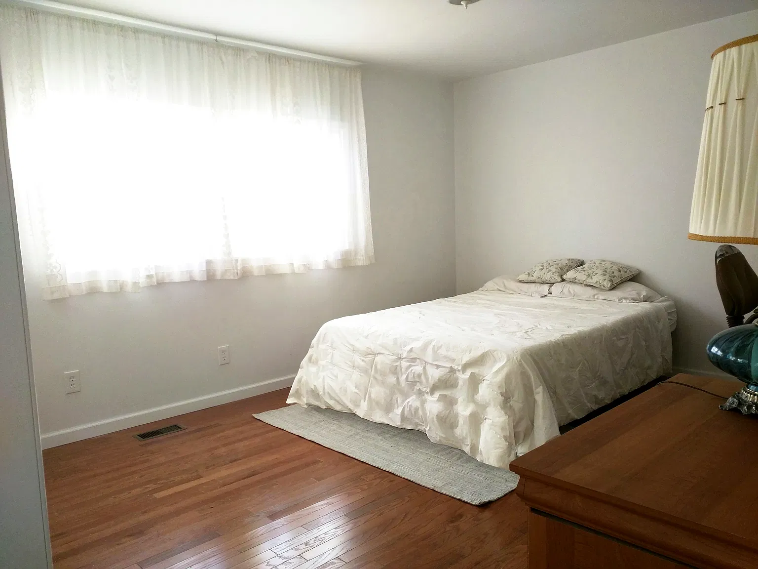 2 bed, 6500 sqft, $850 — Photo 2