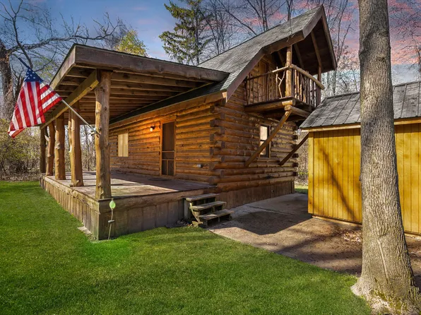 5727 Sunglow Dr, Unionville, MI 48767