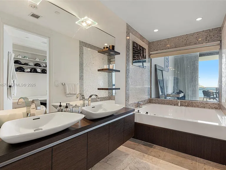 200 Biscayne Boulevard Way #4907 — Photo 13
