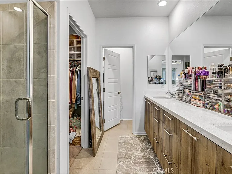 5200 Beachside Ln #112 — Photo 30