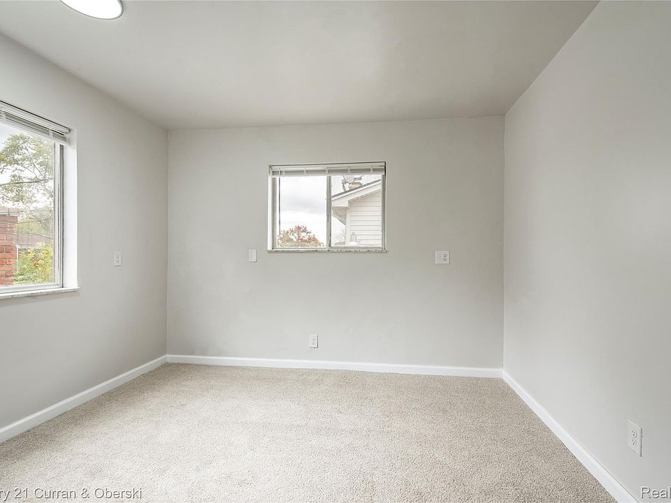 20100 Cushing St, photo 20
