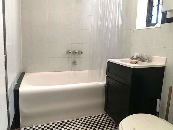5th image of 184 Clarkson Ave APT 6H