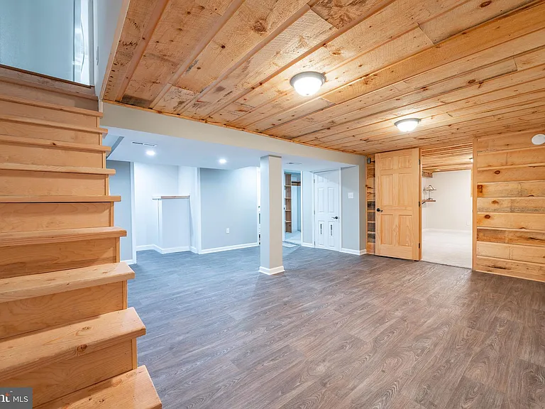 11419 Greenberry Rd — Photo 31