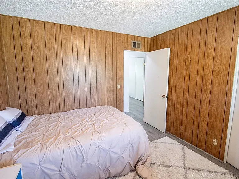 27921 Lomo Dr — Photo 24