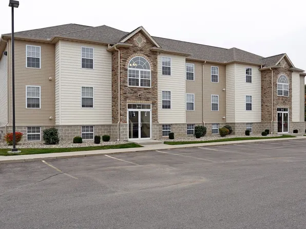 Briarwood Apartments and Villas