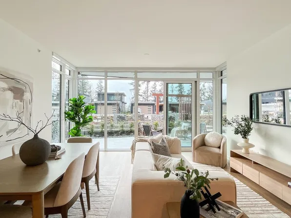 3963 Uplands Way #102, West Vancouver, BC V7S 0B9