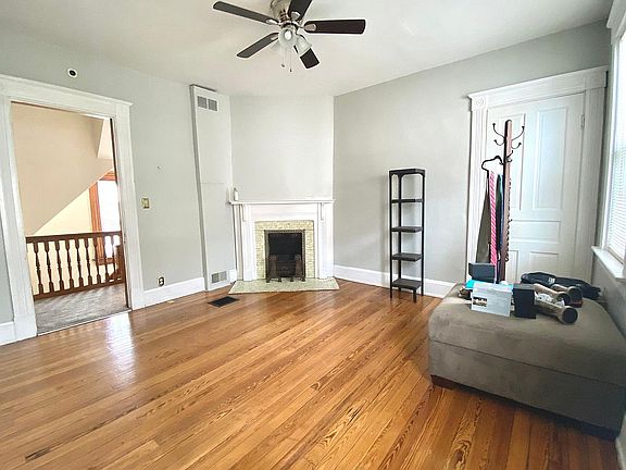 4th image of 2220 Jefferson Ave