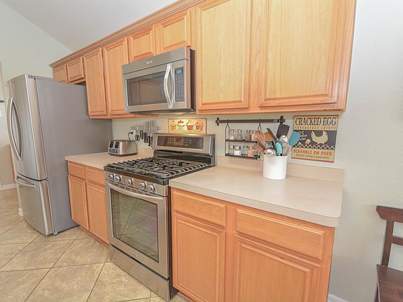 3rd image of 227 Colony Lake Ct