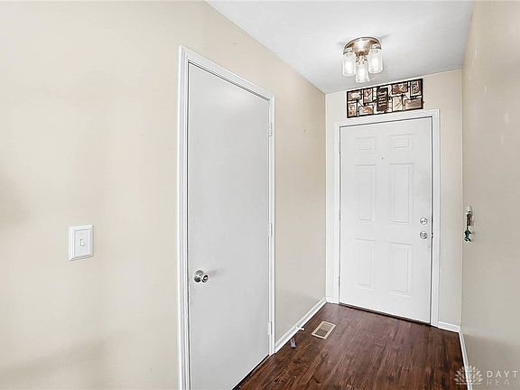 2nd image of 251 Fields Dr