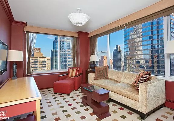 2nd image of 117 E 57th St APT 32H