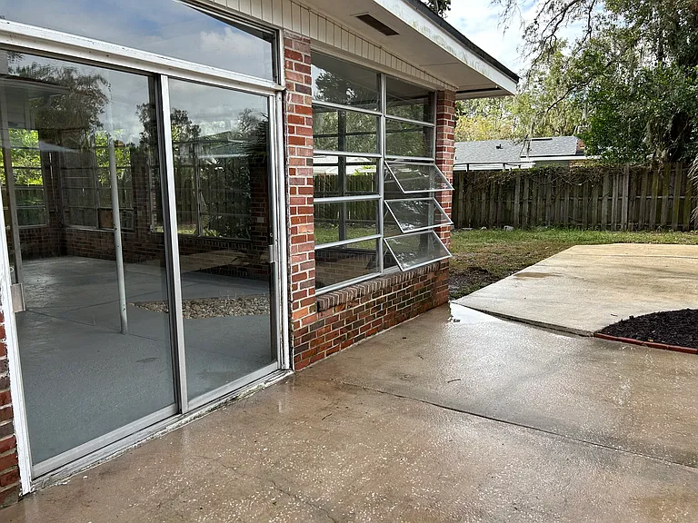 1714 Westminister Ave — Photo 14