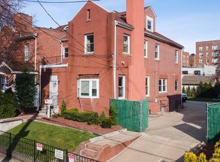 2123 Tomlinson Ave, Bronx, NY 10461