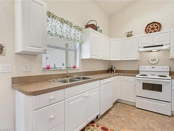 5th image of 1610 NE 35th Ter