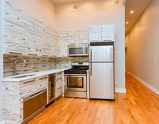 Rented by Uptown Flats LLC