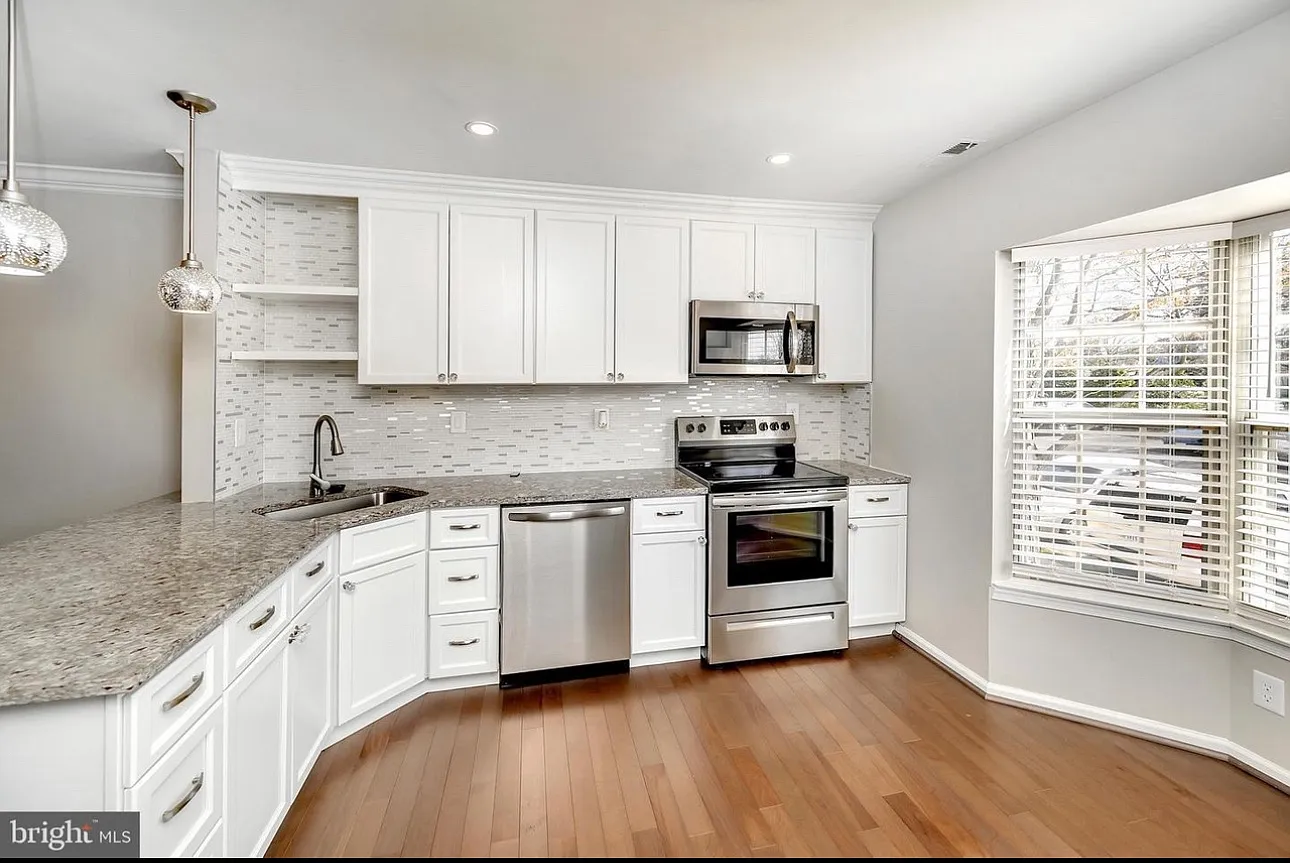 4032 Spring Run Ct — Photo 4