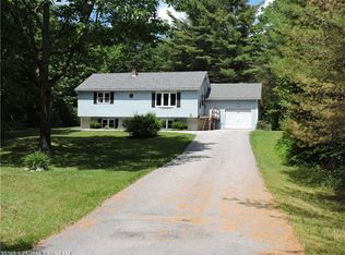 11 Scotts Ln, Bucksport, ME 04416