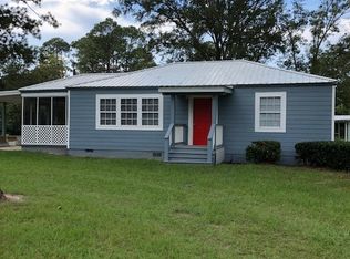 704 Clover St, Jesup, GA 31545