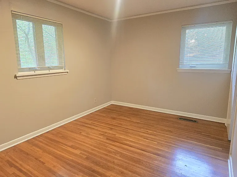 1700 Northwood Rd — Photo 10
