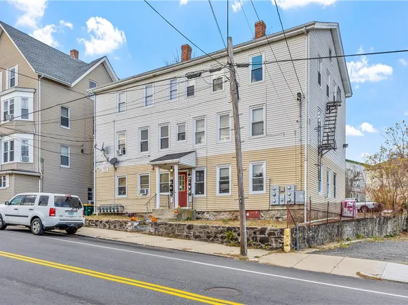 130 East School St, Woonsocket, RI 02895