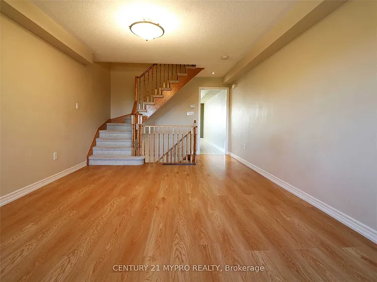 2491 Bur Oak Ave — Photo 10