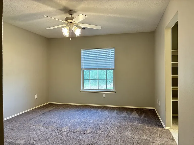 12402 Ravens Chase Ln — Photo 23