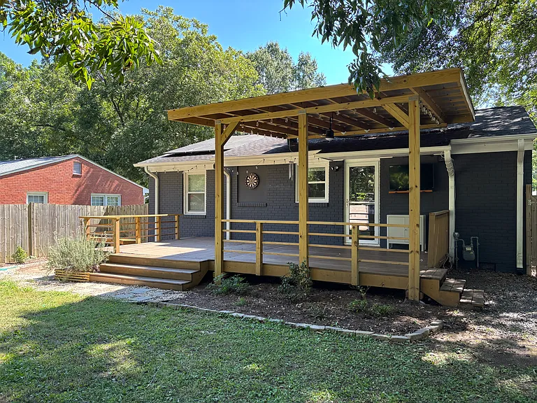1209 Brighton Rd — Photo 10