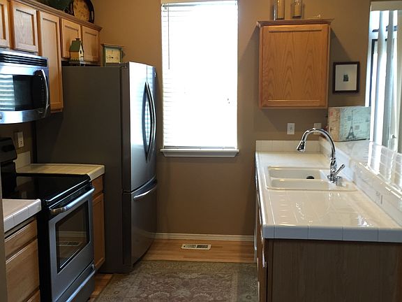 3rd image of 7808 NE 24th Ct