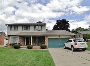 11991 Townline Rd, Grand Blanc, MI 48439