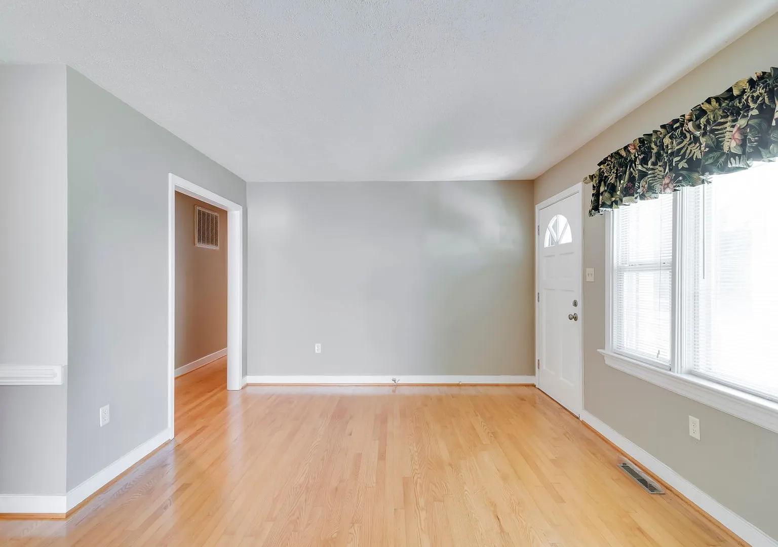 3 Bedroom West End Brick Rancher Available Early November 2026 — Photo 2