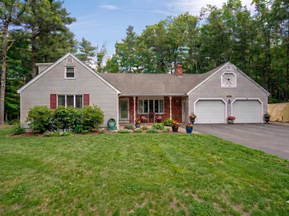 55 Pine Hill Cemetery Road, Wells, ME 04090