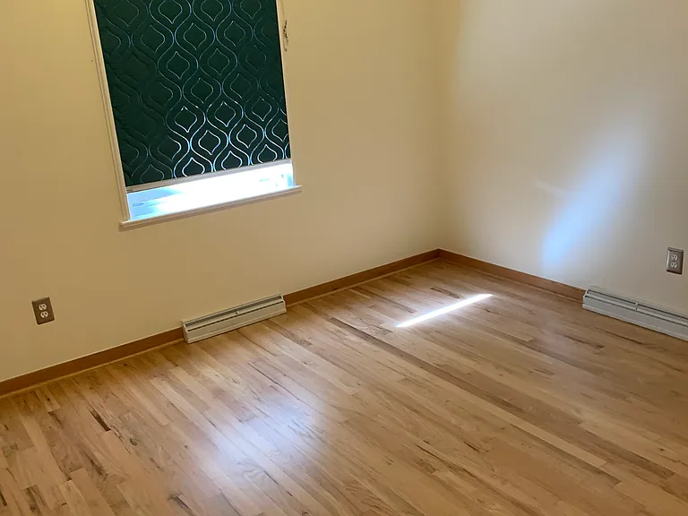 445 Grape Ave #1 — Photo 8