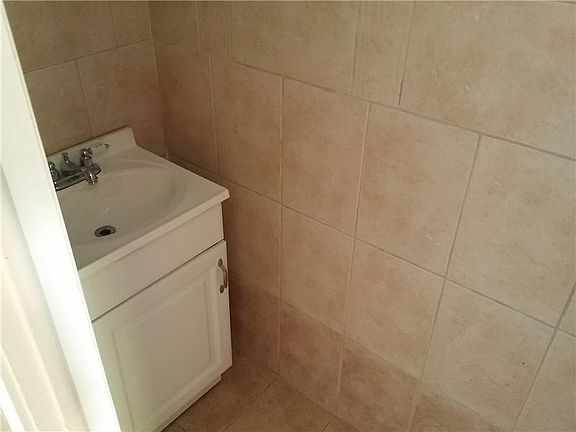 5th image of 5908 W 26th Ave #144