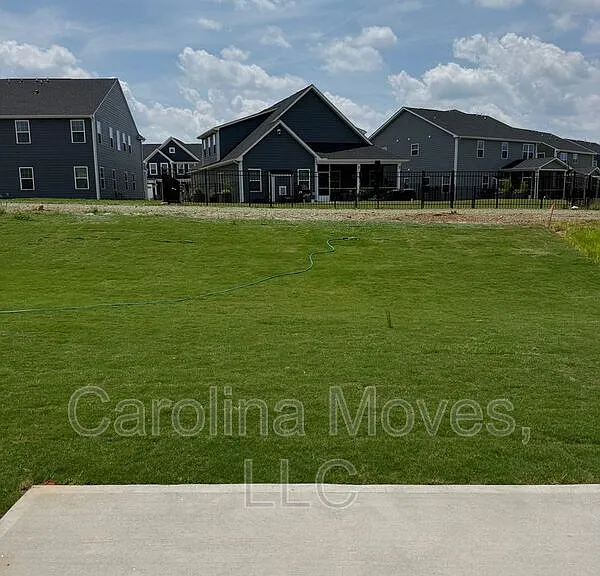 7071 Glass Ct — Photo 35