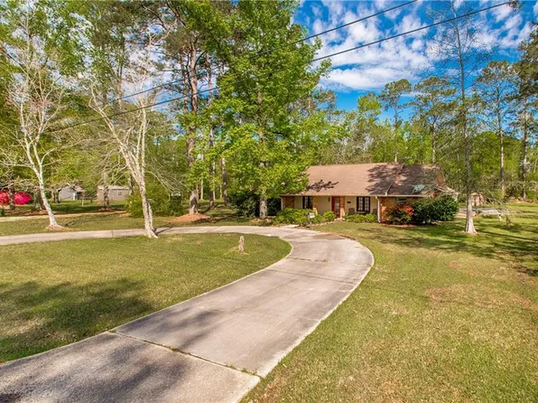 13503 Lynnwood Dr, Hammond, LA 70403